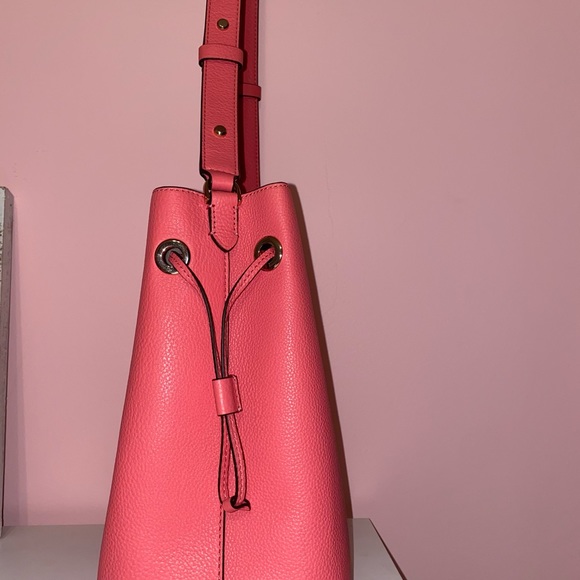 Authentic Kate Spade bag ! - Picture 2 of 4